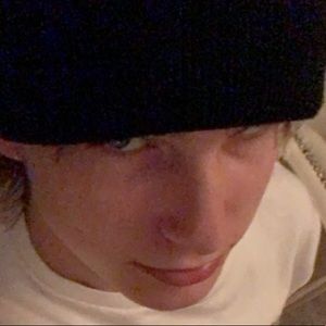 Meet your Posher, Johnny